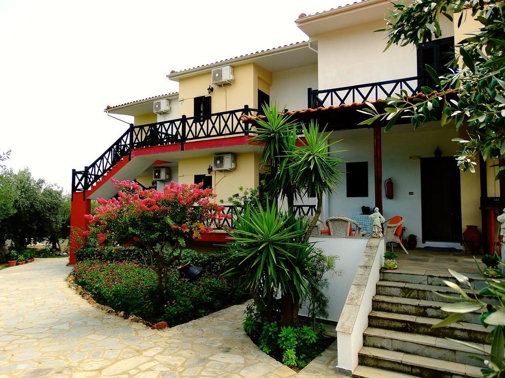 Apartments Karpetis A Green Paradise Psakoudia Extérieur photo