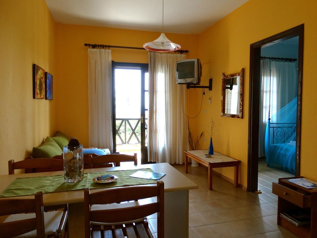 Apartments Karpetis A Green Paradise Psakoudia Extérieur photo