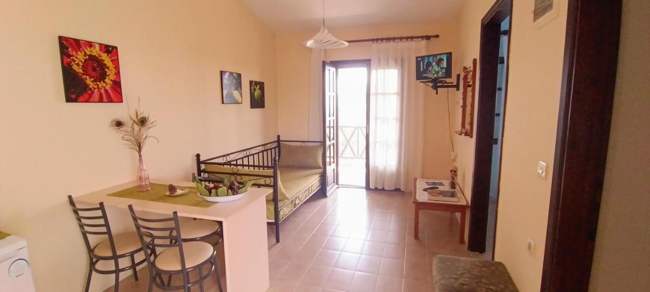 Apartments Karpetis A Green Paradise Psakoudia Extérieur photo